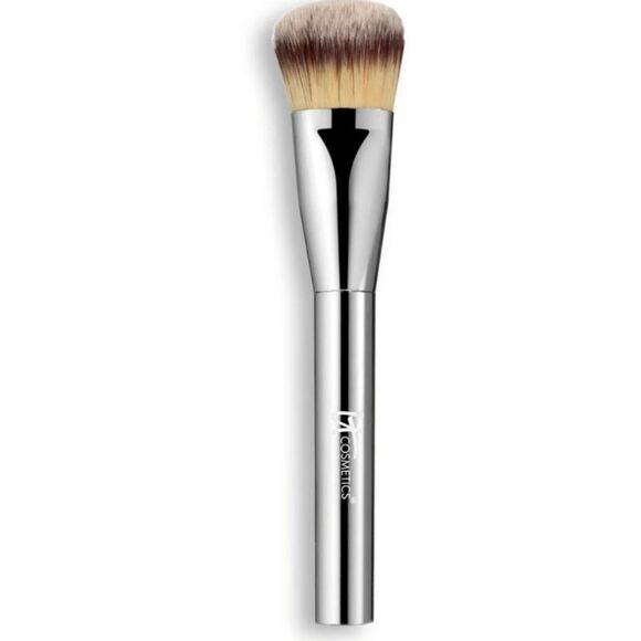 It Cosmetics Heavenly Luxe Plush Paddle Foundation Brush - Picture 2 of 4